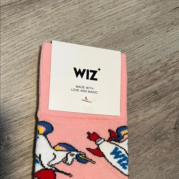 Wiz Iconic Pink Unicorn Crew Socks NWT - Picture 2 of 3